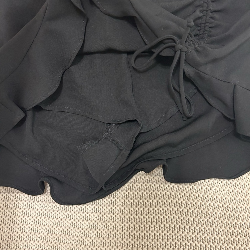 Black Ruffle mini skirt/skort - Picture 3 of 5
